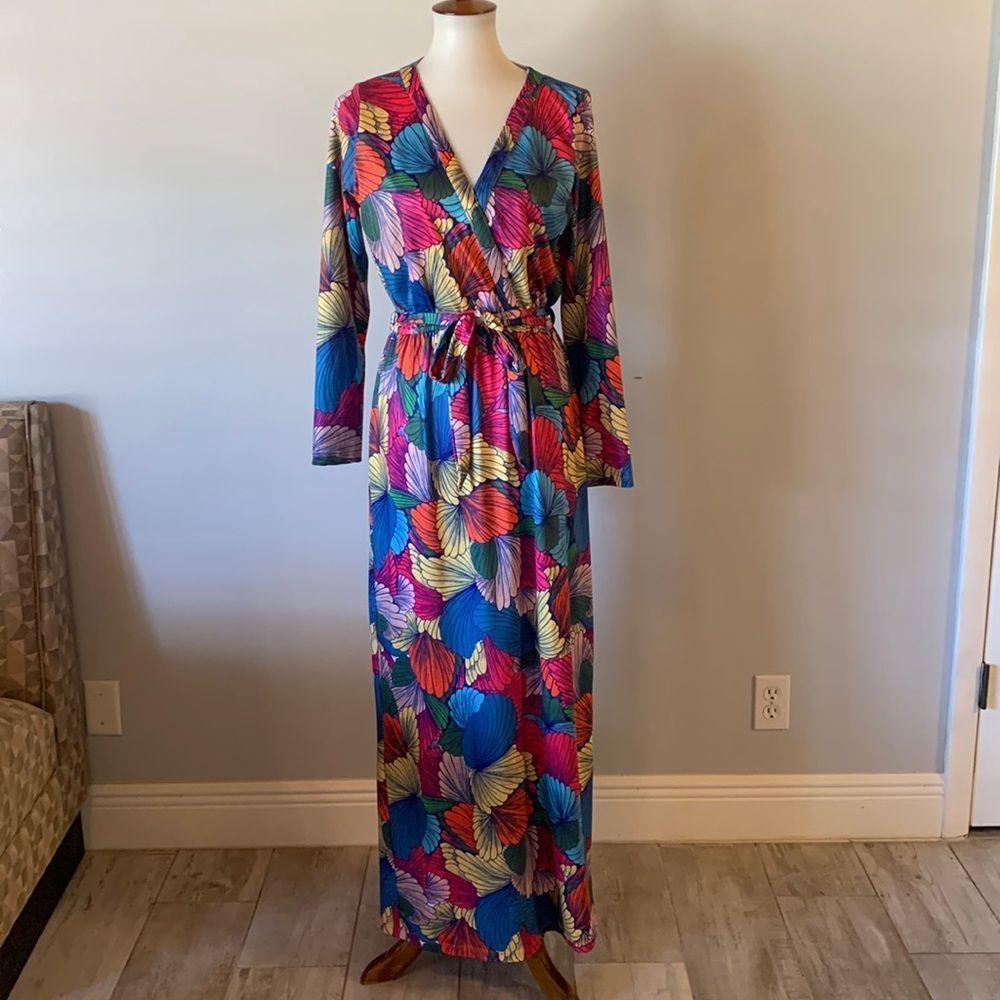 [Chelsea Gunn] Colorful Shell Pattern Maxi Dress - Size Small